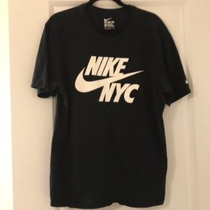 Black NIKE T-shirt
